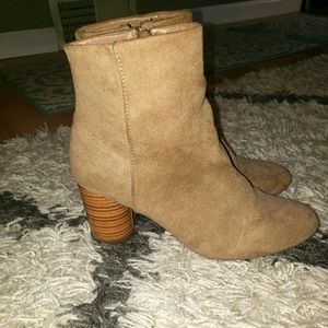 Short tan boots